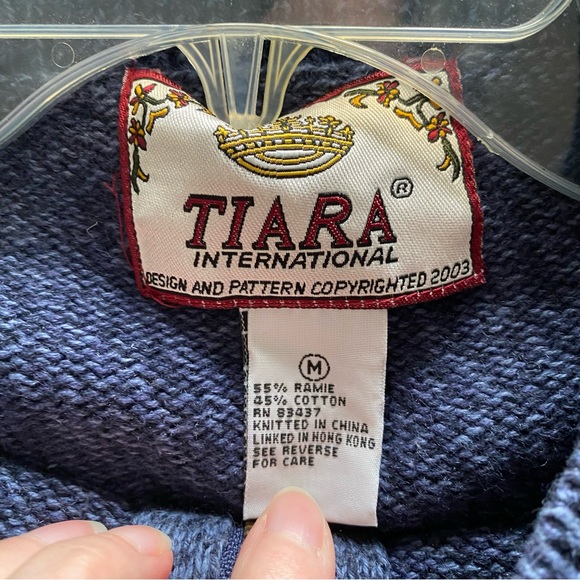 Tiara International women’s medium cardigan sweater - Picture 5 of 6